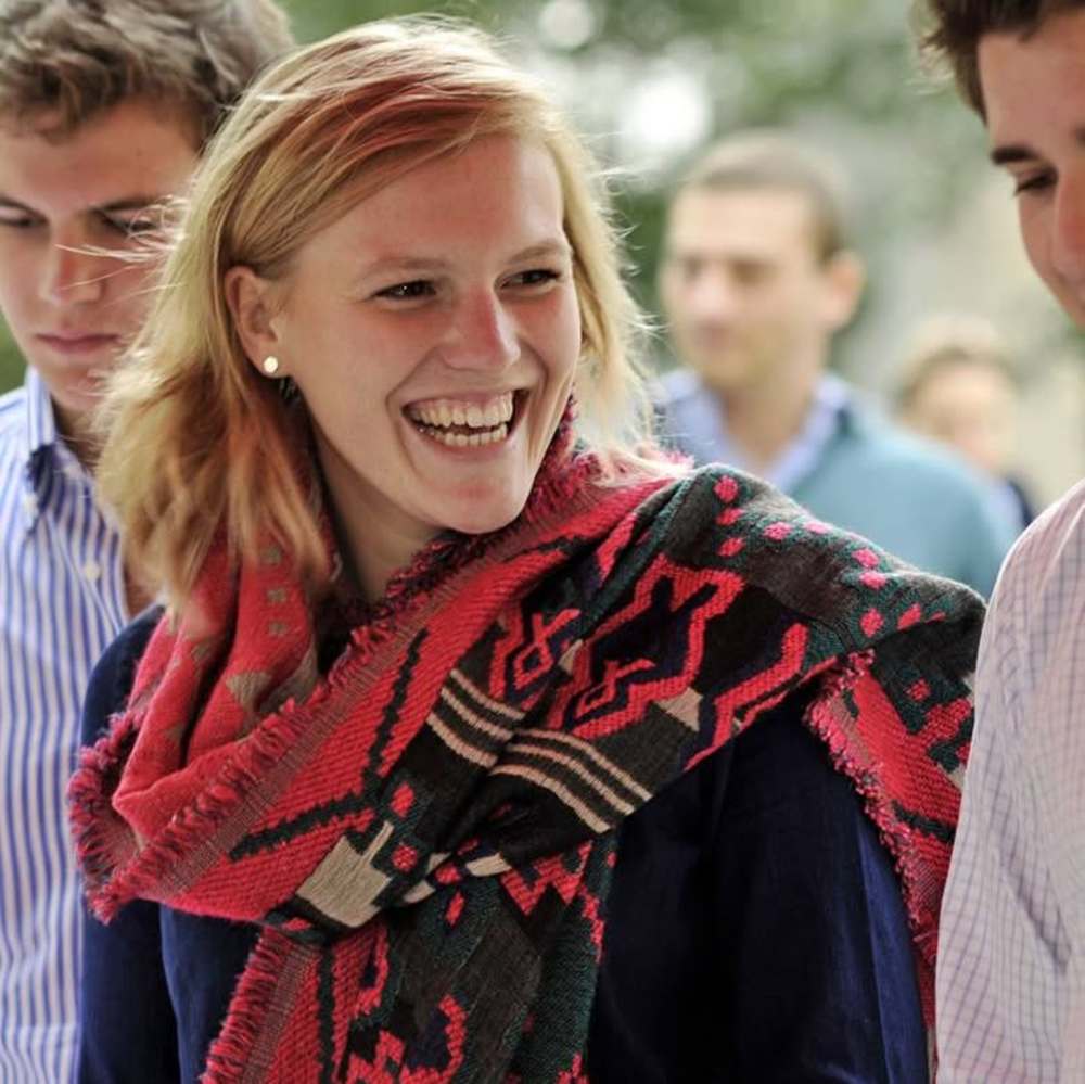 Meet your Posher, Idalie